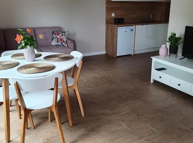 Zamiejska Modern Nowy Apartamentowiec Winda Слупск