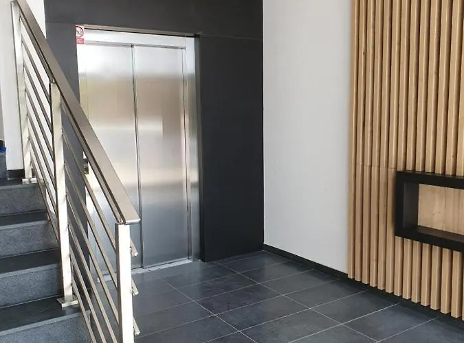 Zamiejska Modern Nowy Apartamentowiec Winda